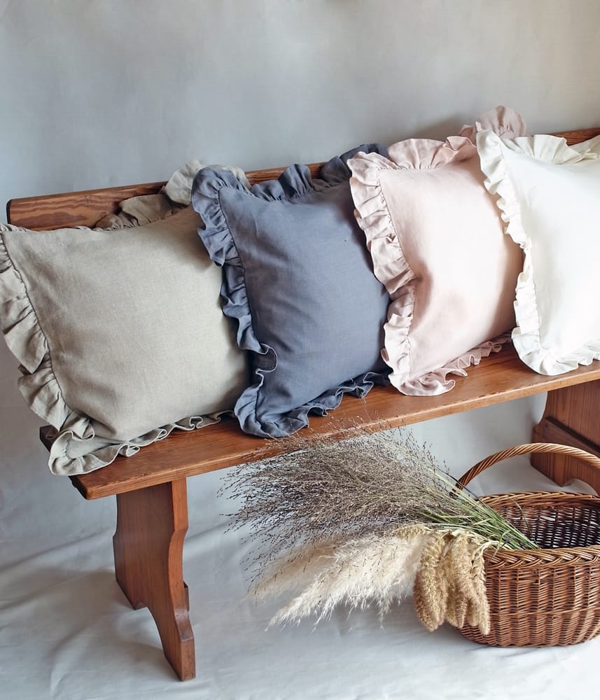 P&C Online Shop リネンフリルクッションカバー【シャンブレー