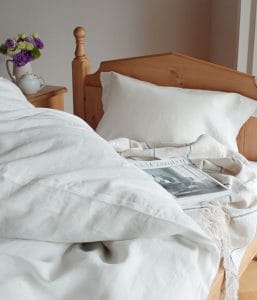 【ホワイト】ヘム付ピローケース・枕カバー