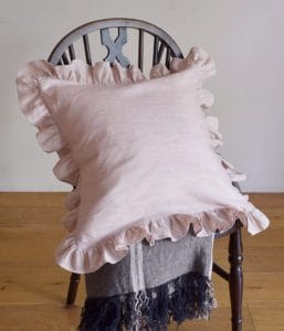 リネンフリルクッションカバー【シャンブレーピンク】