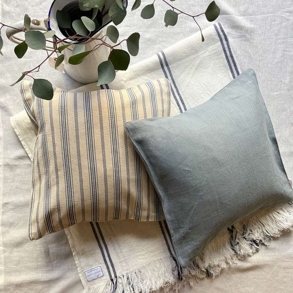コットン素材ストライプ柄クッションカバー【パトリブルー】