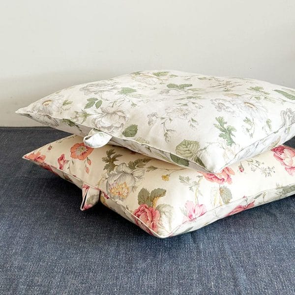 イギリス製花柄フロアクッション【 デイジーティント・デイジークリーム】