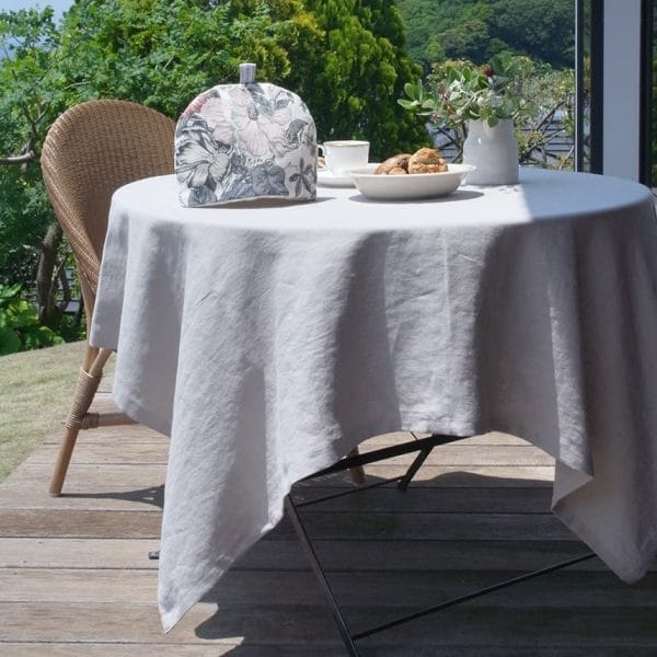 ウォッシュドリネンテーブルクロス 140×140【全2色】