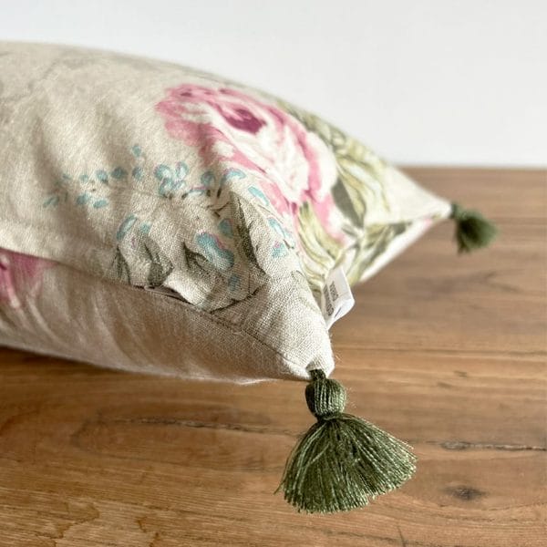 英国花柄 タッセル付きスモールクッション 【フローラルⅧ】