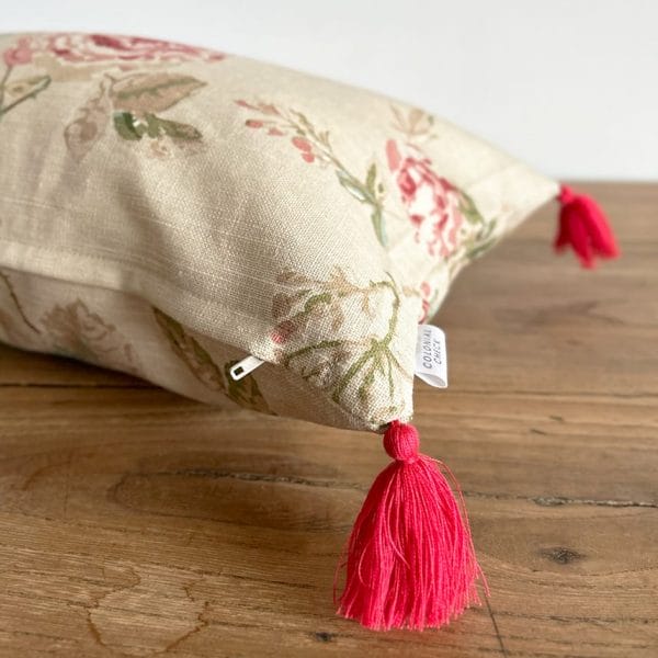 英国花柄 タッセル付きスモールクッション 【フローラルⅦ】