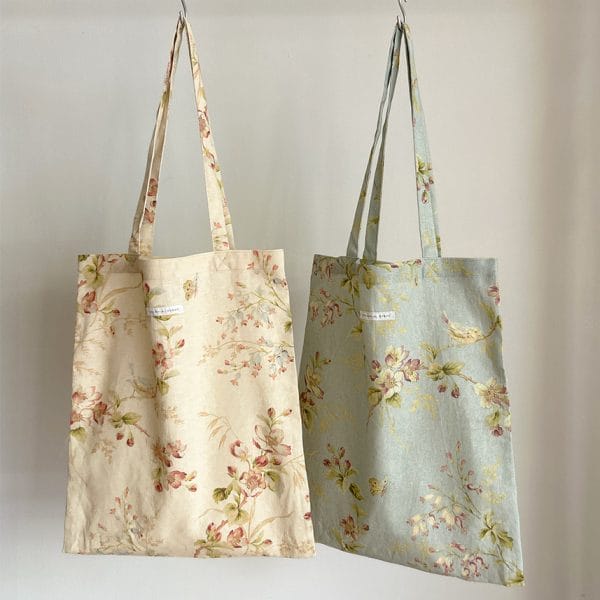 クラシック花柄トートバッグ【ホワイト・ブルー】