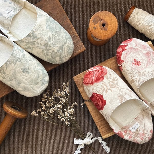 オリジナル 花柄ルームシューズ【ローゼスレッド】