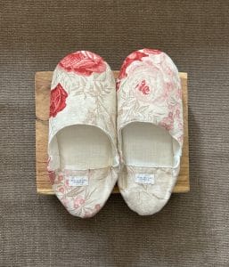 オリジナル 花柄ルームシューズ【ローゼスレッド】