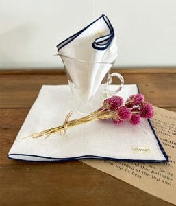 LIBECO テーブルナプキン【ホワイト/ネイビー】