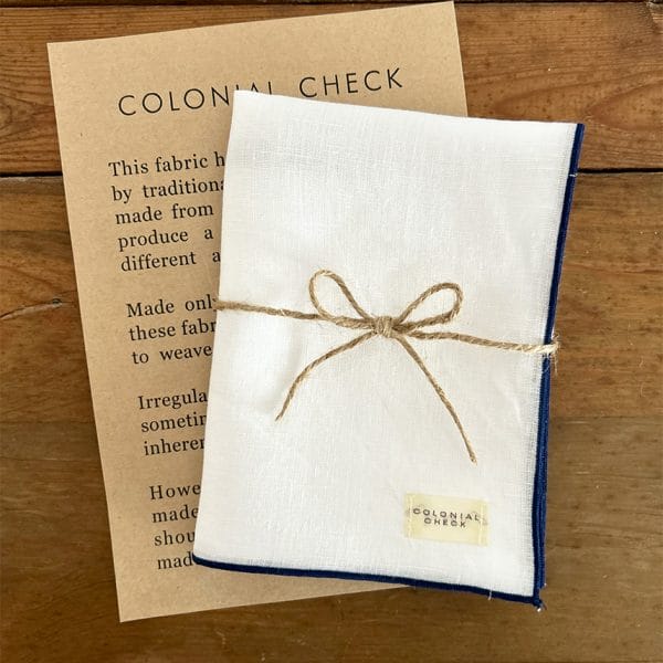 LIBECO テーブルナプキン【ホワイト/ネイビー】