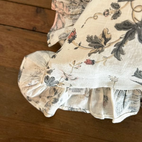 リネンフリルクッションカバー【フローラルホワイト】